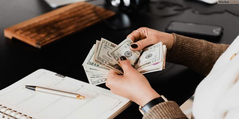 Trong tiềm thức được người yêu cho tiền phản ánh mối tình của bạn bên rất hạnh phúc Trong tiềm thức được người yêu cho tiền phản ánh mối tình của bạn bên rất hạnh phúc