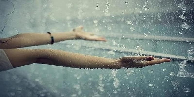 Giải mã giấc mơ thấy mưa tuỳ theo từng trường hợp